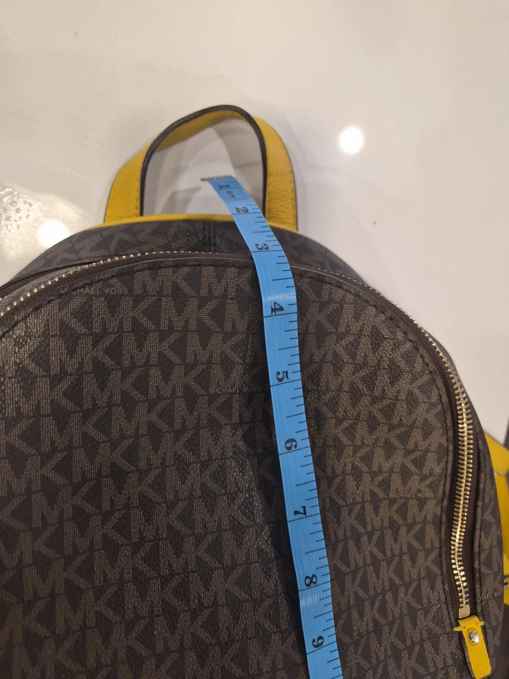 Michael Kors compact mk